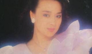 翁倩玉爱的奉献歌词 翁倩玉爱的奉献歌词